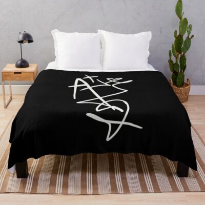 Tills Design Logo Throw Blanket