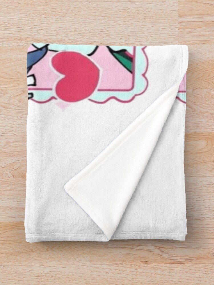 Mizi X Sua Forming A Heart Throw Blanket - Image 2